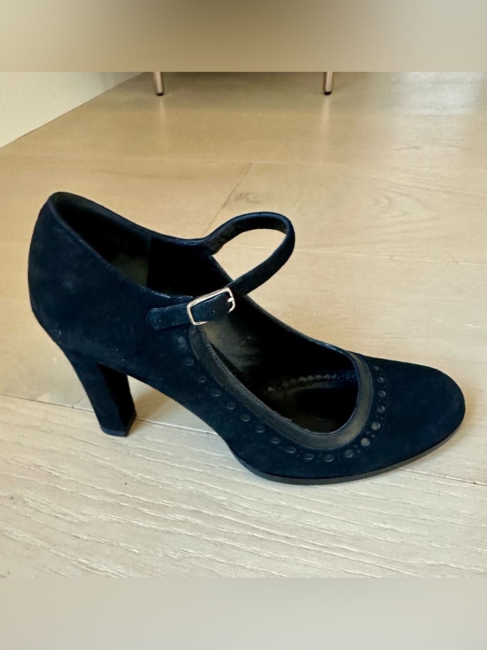 Marc Jacobs Black Suede Heels